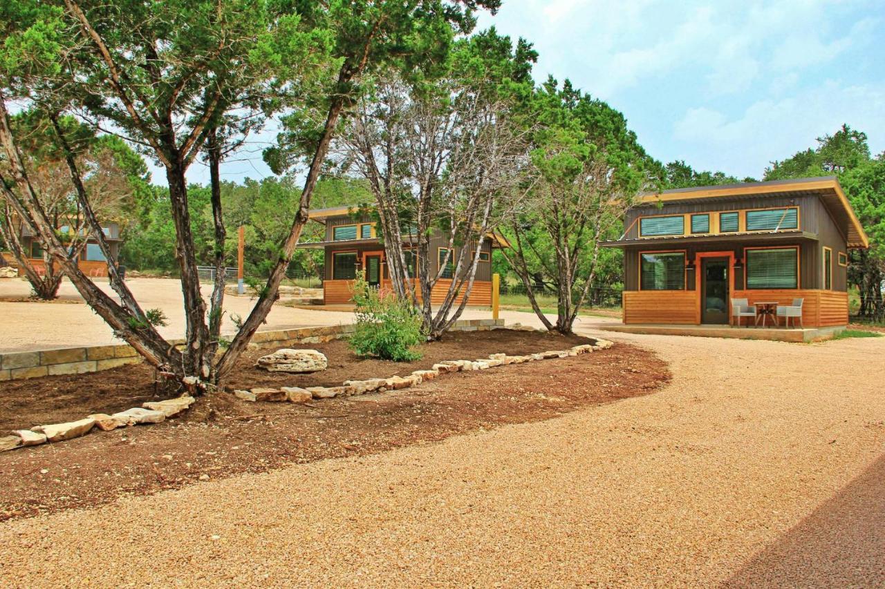 Green Acres Cottages - Fredericksburg Suite ウィンバリー エクステリア 写真
